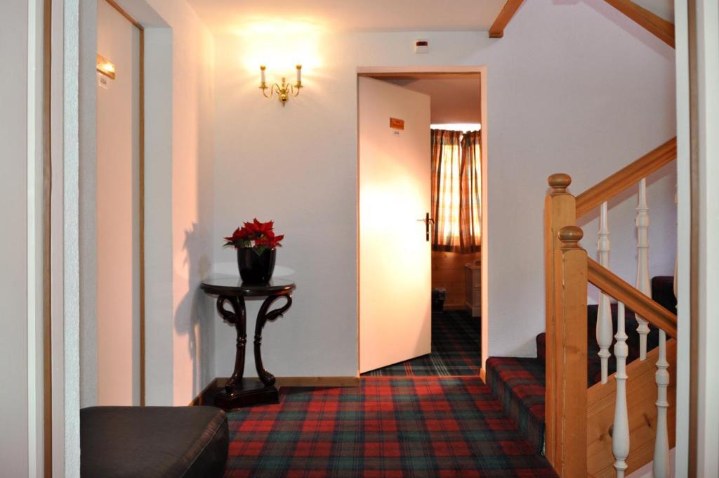 Hotel De La Paix Champéry Esterno foto