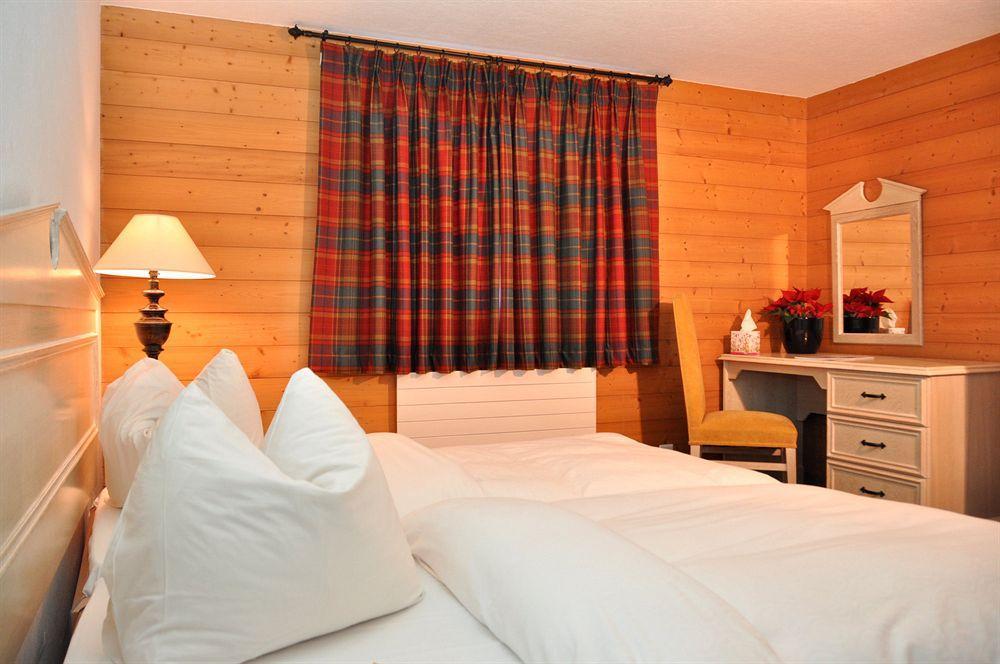 Hotel De La Paix Champéry Esterno foto